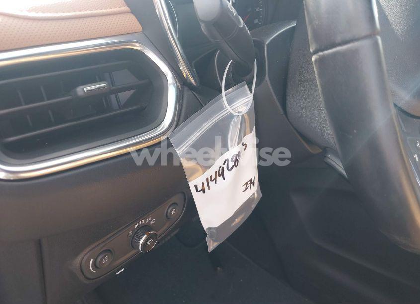 Photo 19 of 2018 Chevrolet Equinox PREMIER (VIN 2GNAXNEX4J6268259)