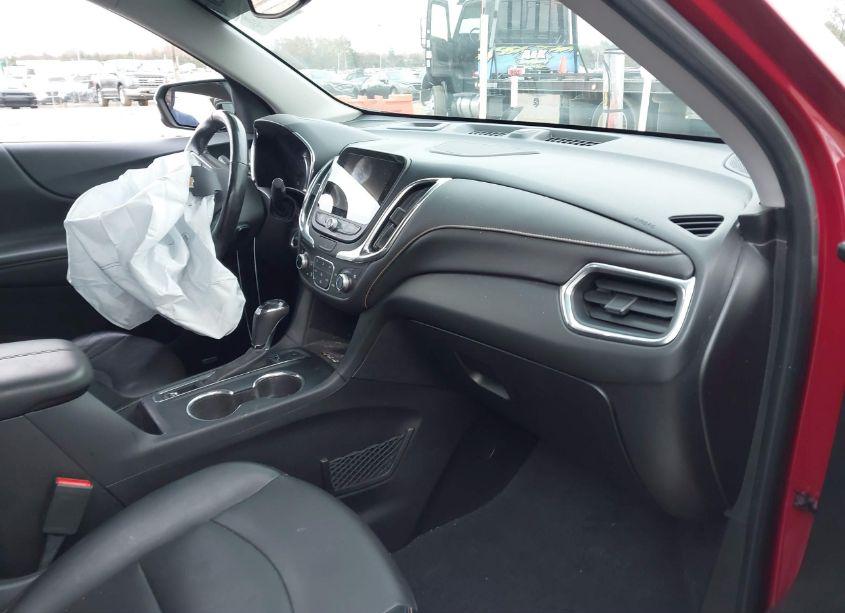 Photo 5 of 2018 Chevrolet Equinox PREMIER (VIN 2GNAXNEX5J6284485)