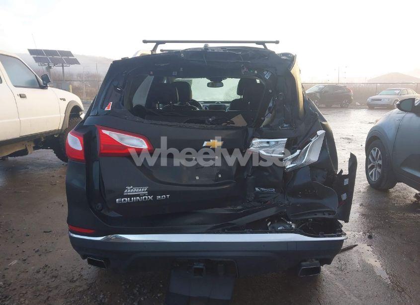 Photo 16 of 2018 Chevrolet Equinox PREMIER (VIN 2GNAXNEX6J6149080)