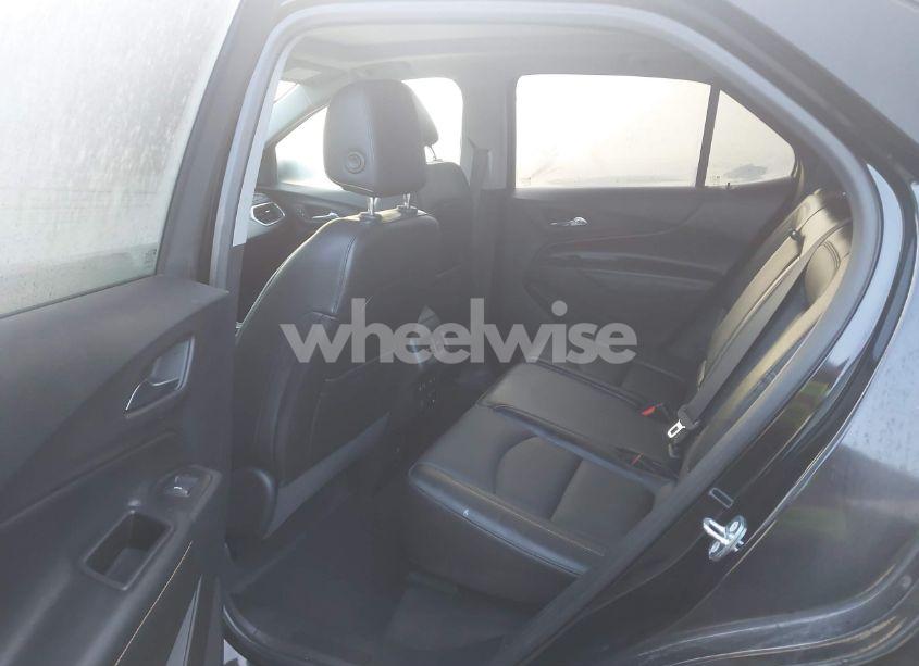 Photo 8 of 2018 Chevrolet Equinox PREMIER (VIN 2GNAXNEX6J6149080)