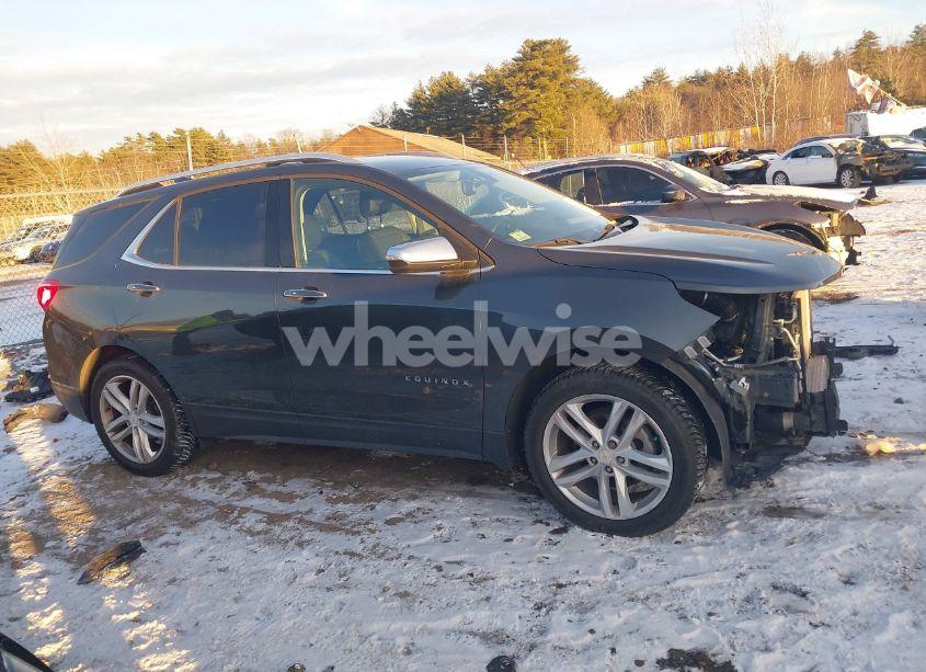 Photo 14 of 2018 Chevrolet Equinox PREMIER (VIN 2GNAXNEX6J6310026)