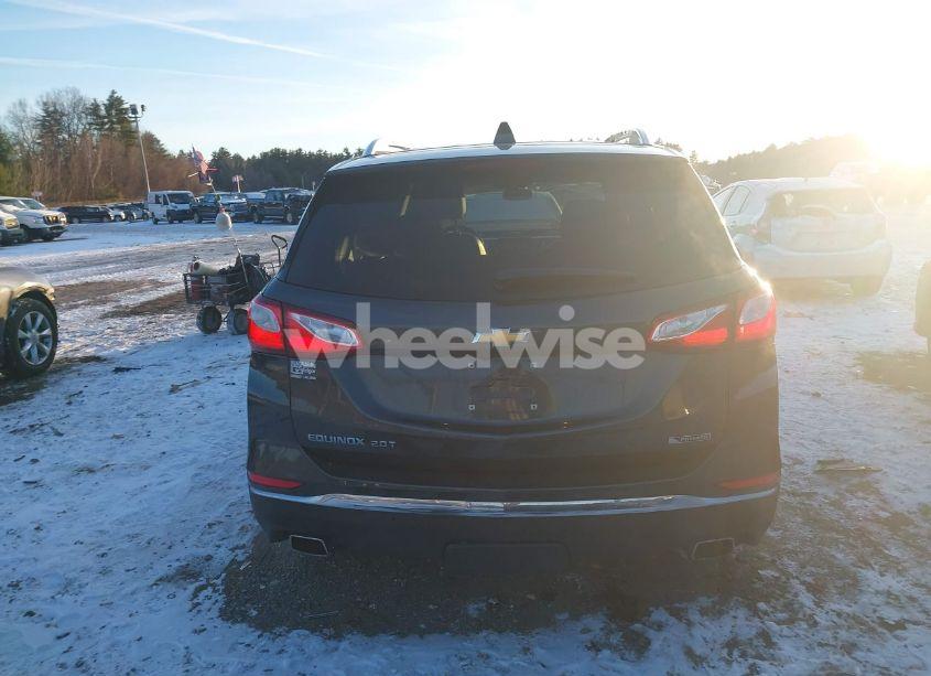 Photo 17 of 2018 Chevrolet Equinox PREMIER (VIN 2GNAXNEX6J6310026)