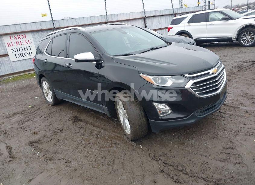 2018 Chevrolet Equinox PREMIER (VIN 2GNAXNEX7J6299537) main photo