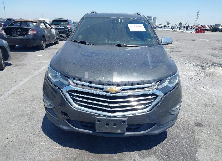 Photo 12 of 2018 Chevrolet Equinox PREMIER (VIN 2GNAXNEXXJ6128247)