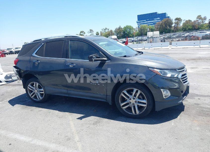 Photo 13 of 2018 Chevrolet Equinox PREMIER (VIN 2GNAXNEXXJ6128247)