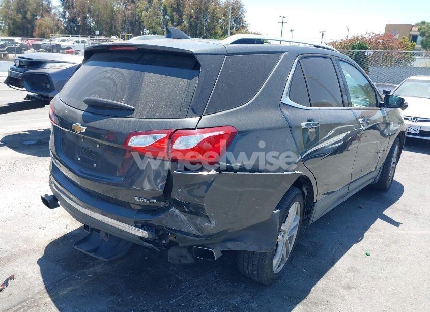 Photo 4 of 2018 Chevrolet Equinox PREMIER (VIN 2GNAXNEXXJ6128247)