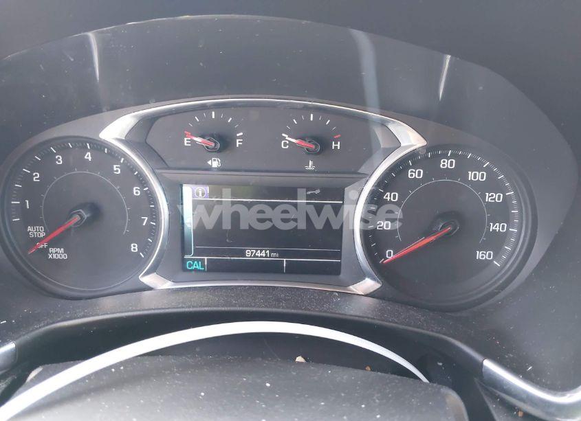 Photo 7 of 2018 Chevrolet Equinox PREMIER (VIN 2GNAXNEXXJ6128247)