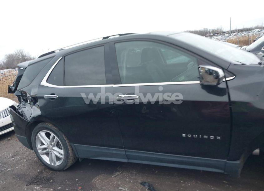 Photo 13 of 2020 Chevrolet Equinox FWD PREMIER 2.0L TURBO (VIN 2GNAXPEX0L6151177)