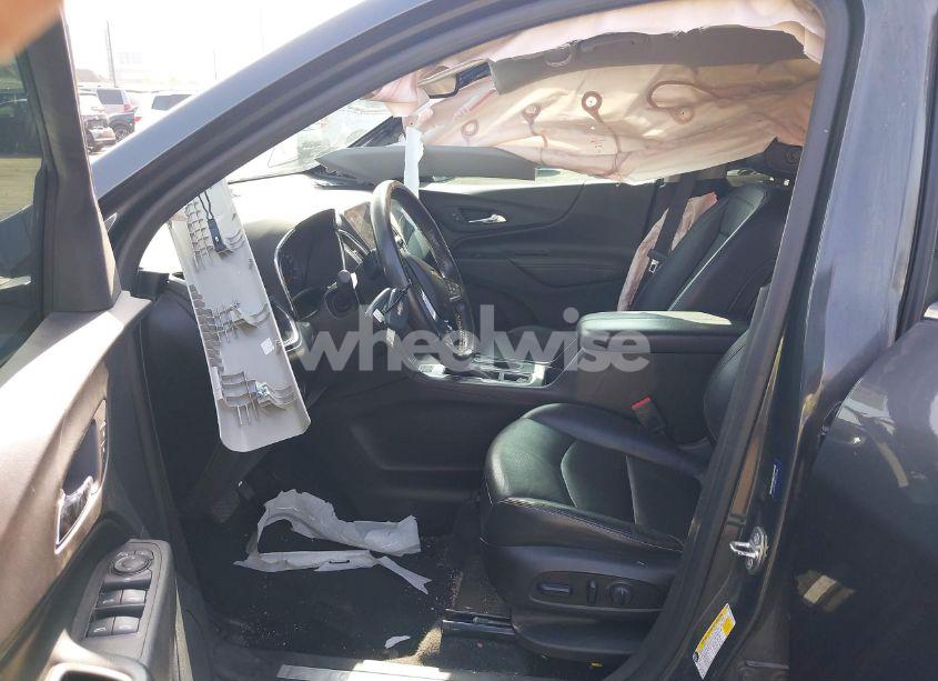 Photo 5 of 2019 Chevrolet Equinox PREMIER (VIN 2GNAXPEX1K6214740)