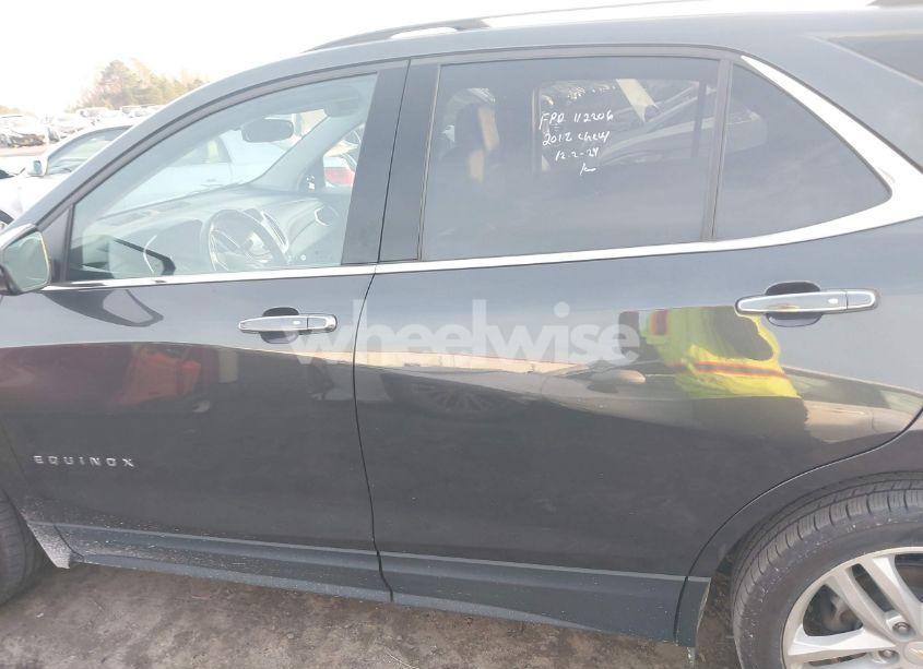 Photo 15 of 2019 Chevrolet Equinox PREMIER (VIN 2GNAXPEX3K6164570)