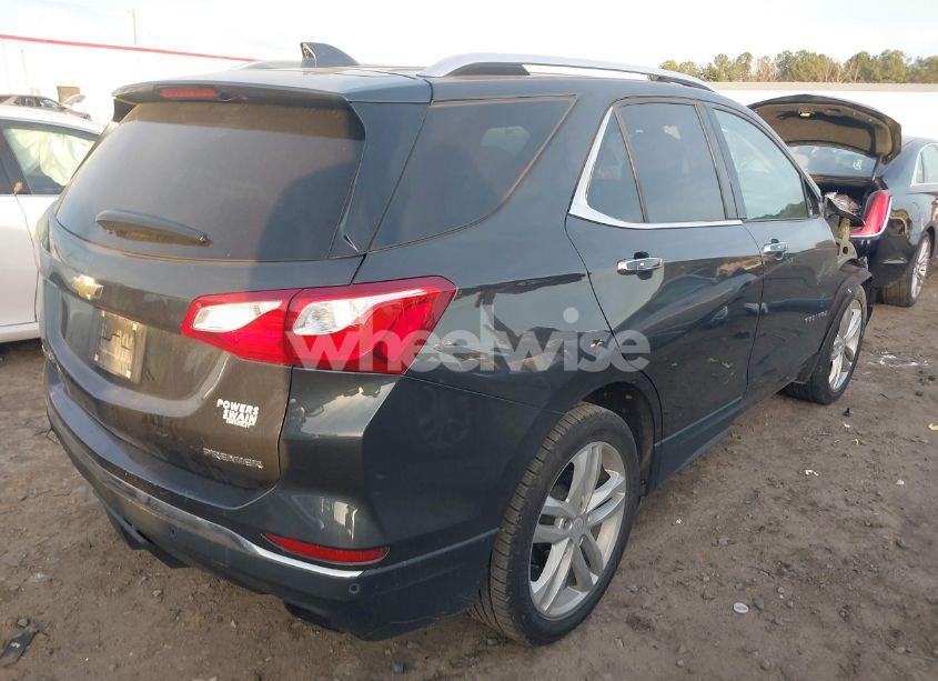 Photo 4 of 2019 Chevrolet Equinox PREMIER (VIN 2GNAXPEX3K6164570)