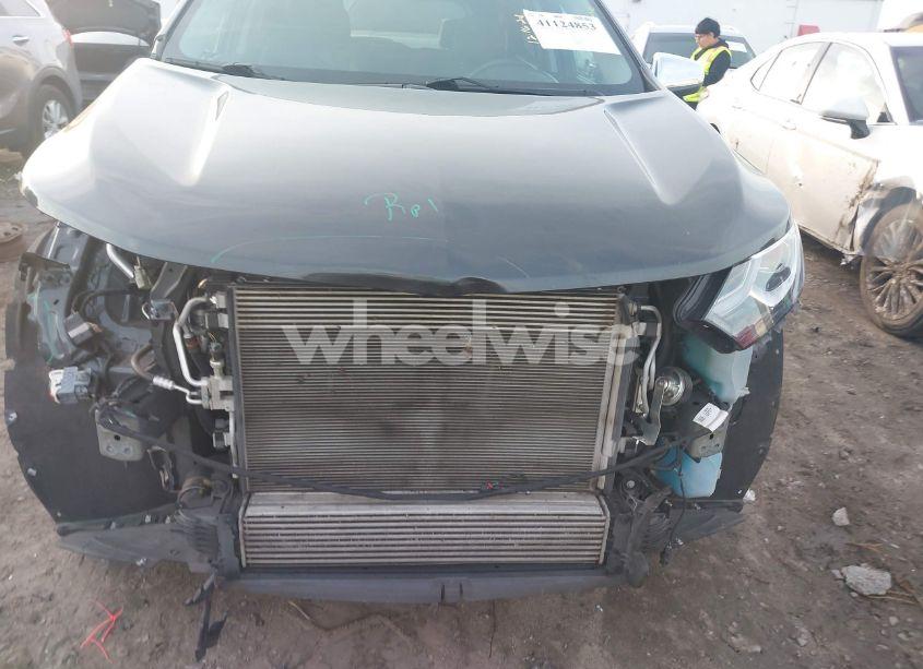 Photo 6 of 2019 Chevrolet Equinox PREMIER (VIN 2GNAXPEX3K6164570)