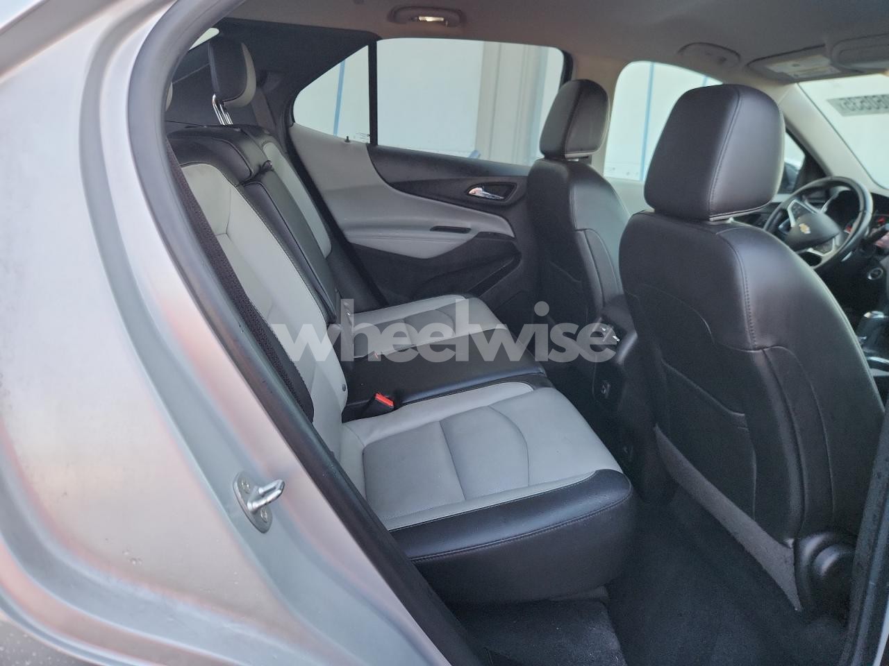 Photo 11 of 2020 CHEVROLET EQUINOX PREMIER (VIN 2GNAXPEX3L6225370)