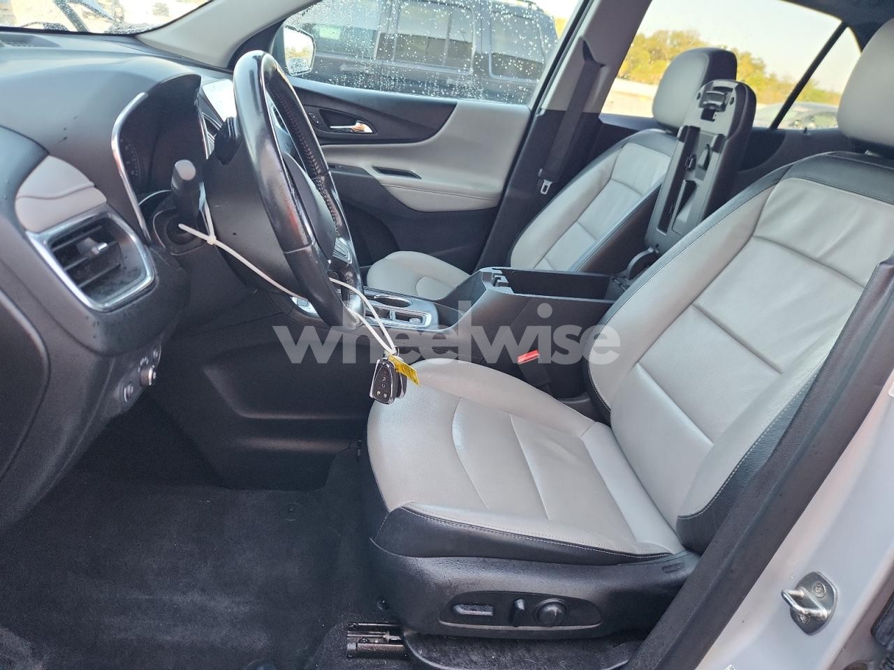 Photo 7 of 2020 CHEVROLET EQUINOX PREMIER (VIN 2GNAXPEX3L6225370)