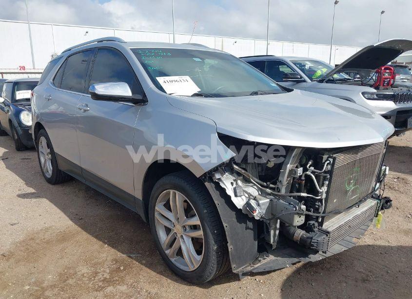 2019 Chevrolet Equinox PREMIER (VIN 2GNAXPEX5K6236594) main photo