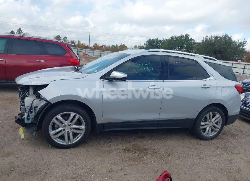 Photo 14 of 2019 Chevrolet Equinox PREMIER (VIN 2GNAXPEX5K6236594)