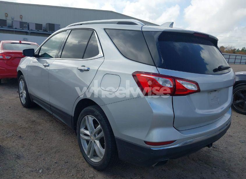 Photo 3 of 2019 Chevrolet Equinox PREMIER (VIN 2GNAXPEX5K6236594)