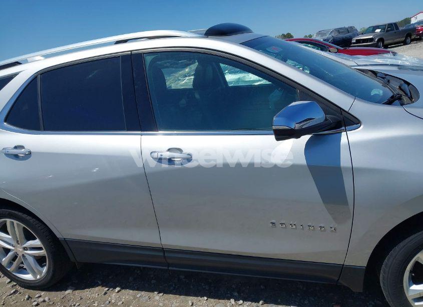 Photo 14 of 2019 Chevrolet Equinox PREMIER (VIN 2GNAXPEX7K6251937)