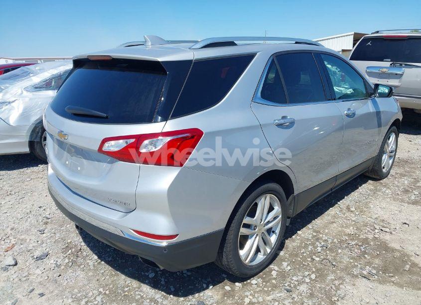 Photo 4 of 2019 Chevrolet Equinox PREMIER (VIN 2GNAXPEX7K6251937)