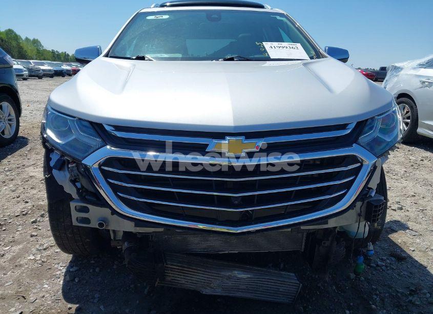 Photo 6 of 2019 Chevrolet Equinox PREMIER (VIN 2GNAXPEX7K6251937)