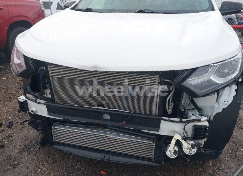 Photo 6 of 2020 Chevrolet Equinox FWD PREMIER 2.0L TURBO (VIN 2GNAXPEX7L6280033)