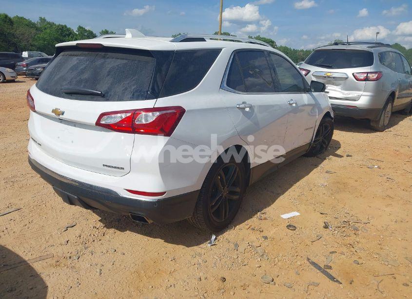 Photo 4 of 2019 Chevrolet Equinox PREMIER (VIN 2GNAXPEX9K6177386)
