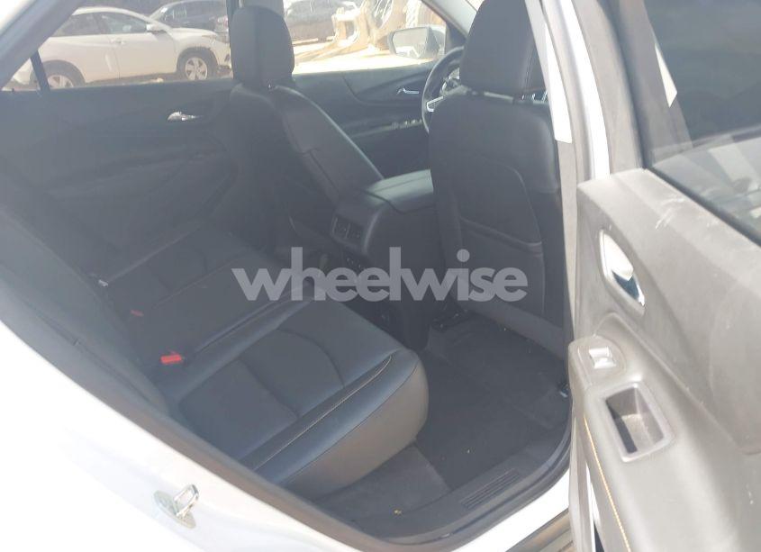 Photo 8 of 2019 Chevrolet Equinox PREMIER (VIN 2GNAXPEX9K6177386)