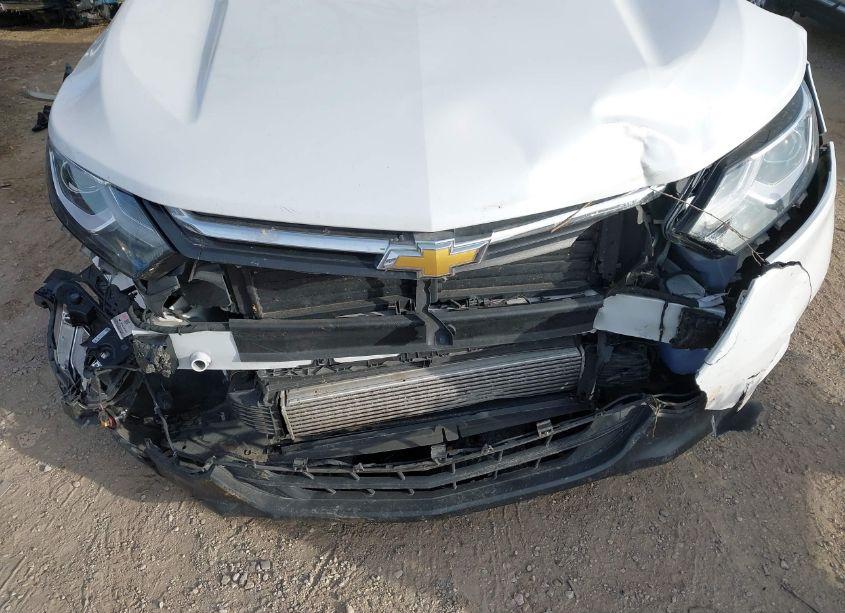 Photo 6 of 2019 Chevrolet Equinox PREMIER (VIN 2GNAXPEX9K6233181)