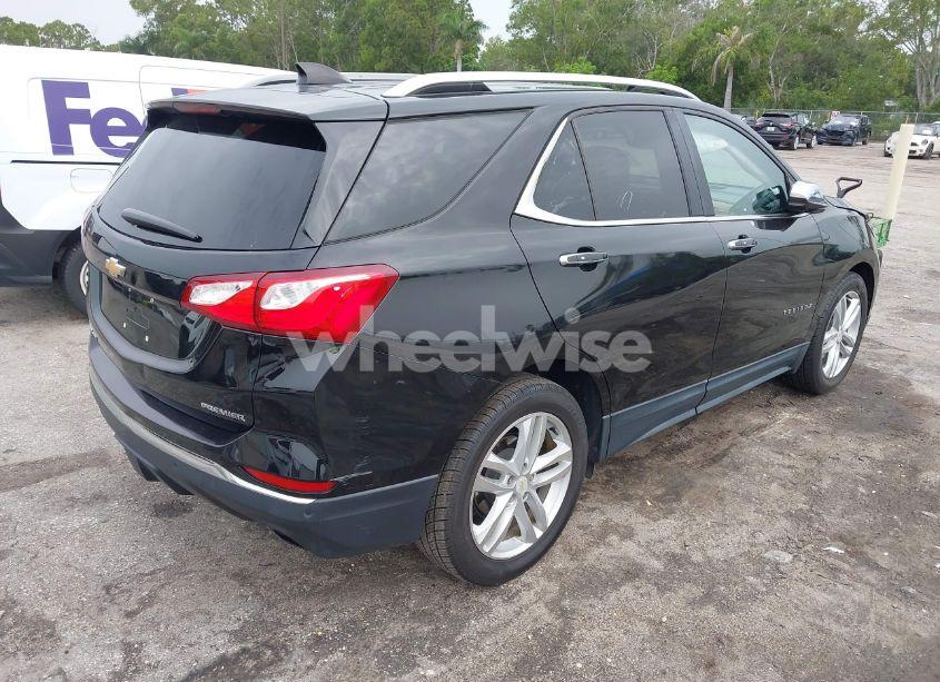 Photo 4 of 2019 Chevrolet Equinox PREMIER (VIN 2GNAXPEXXK6136734)