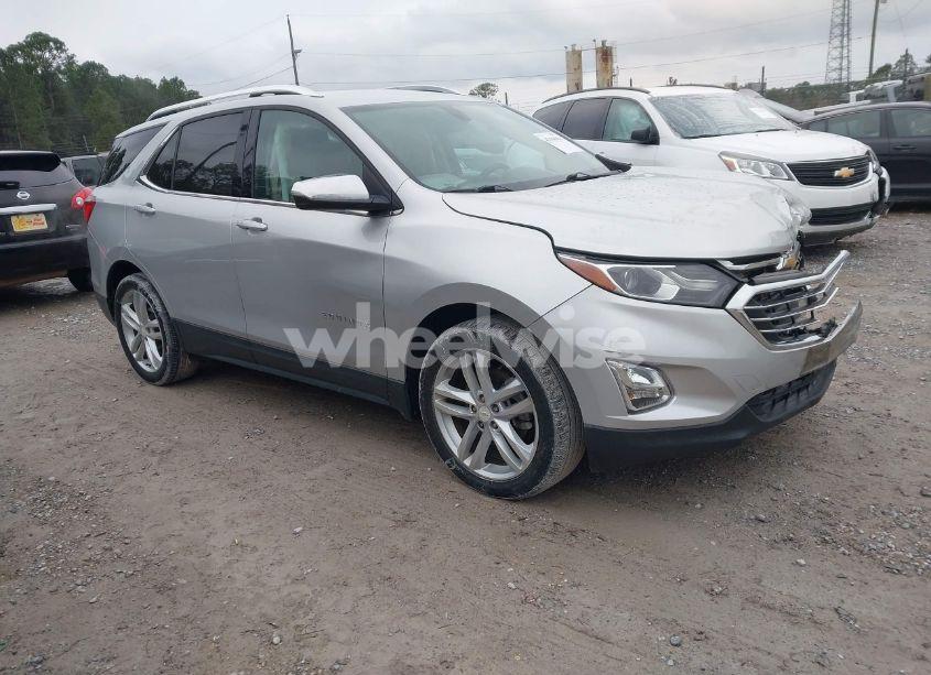 2019 Chevrolet Equinox PREMIER (VIN 2GNAXPEXXK6305330) main photo
