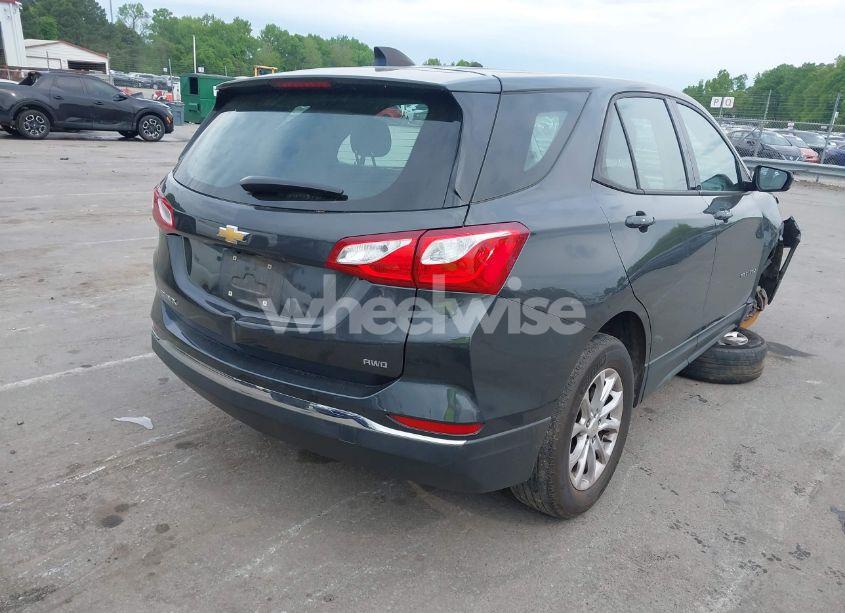 Photo 4 of 2018 Chevrolet Equinox LS (VIN 2GNAXREV2J6252664)