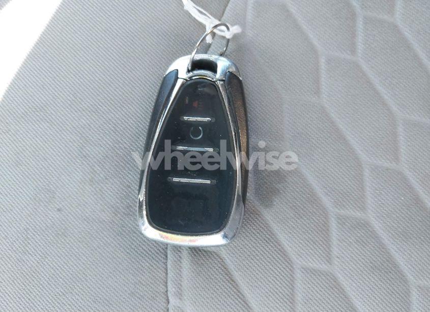 Photo 11 of 2018 Chevrolet Equinox LS (VIN 2GNAXREV2J6287348)