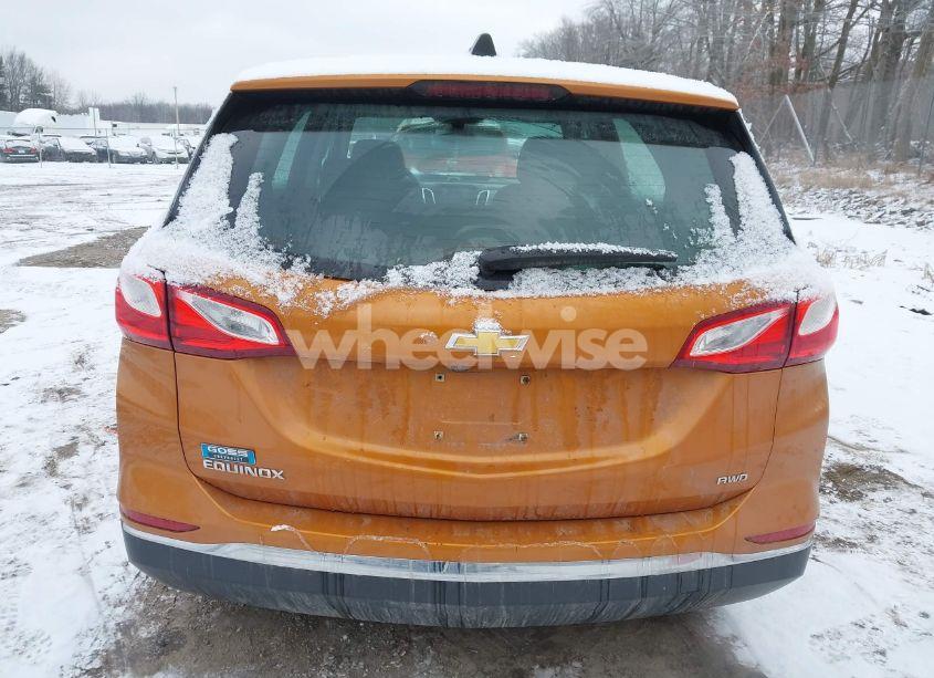 Photo 16 of 2018 Chevrolet Equinox LS (VIN 2GNAXREV3J6128998)