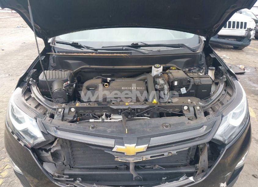 Photo 10 of 2018 Chevrolet Equinox LS (VIN 2GNAXREV5J6236295)