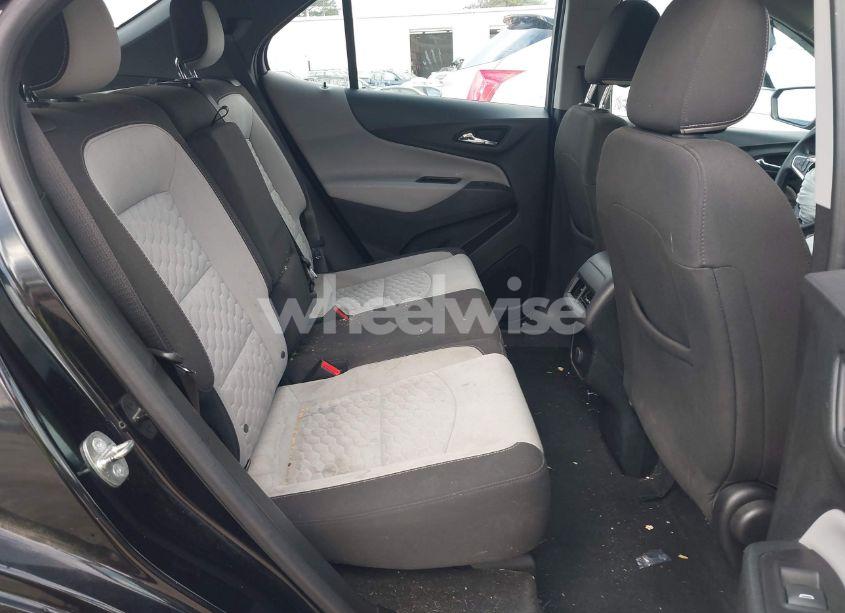 Photo 8 of 2018 Chevrolet Equinox LS (VIN 2GNAXREV5J6236295)
