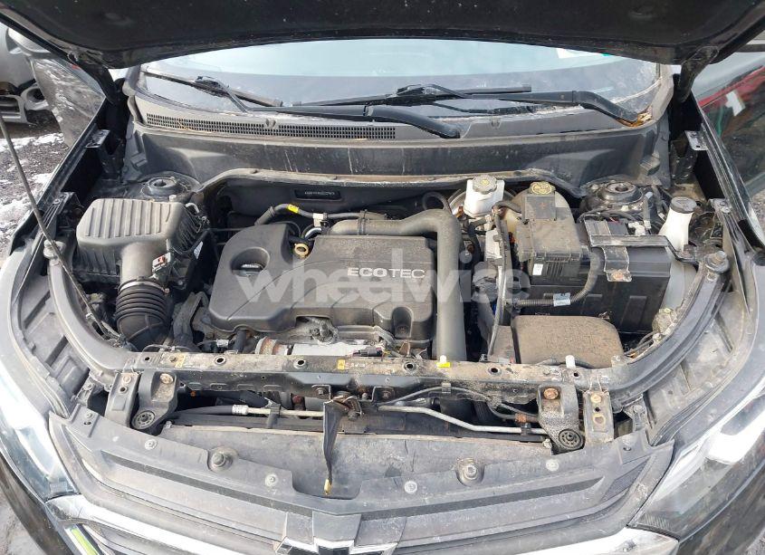 Photo 10 of 2018 Chevrolet Equinox LS (VIN 2GNAXREV5J6322951)