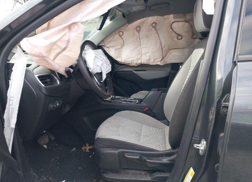 Photo 5 of 2018 Chevrolet Equinox LS (VIN 2GNAXREV5J6340687)