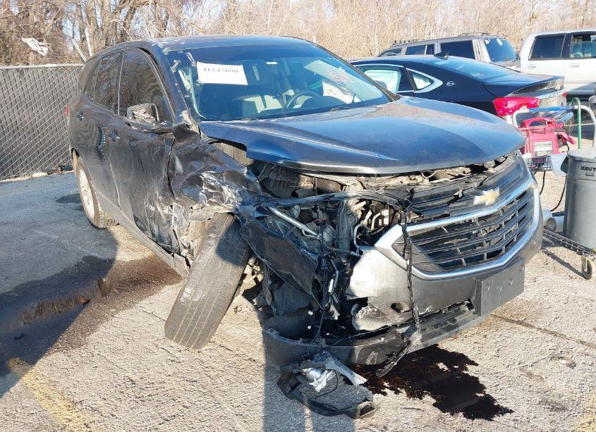 Photo 6 of 2018 Chevrolet Equinox LS (VIN 2GNAXREV5J6340687)