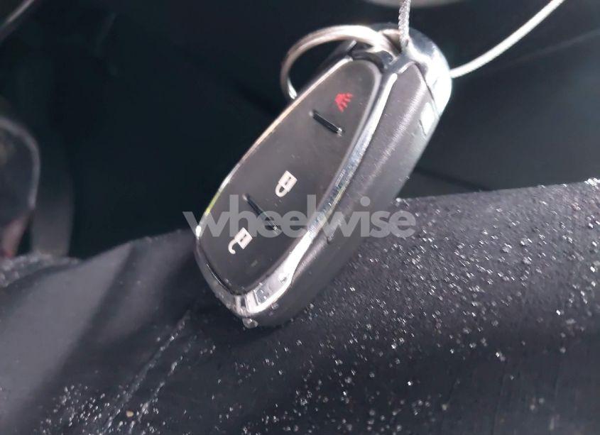 Photo 11 of 2018 Chevrolet Equinox LS (VIN 2GNAXREV9J6125703)