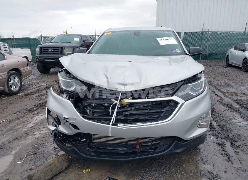 Photo 12 of 2018 Chevrolet Equinox LS (VIN 2GNAXREV9J6125703)