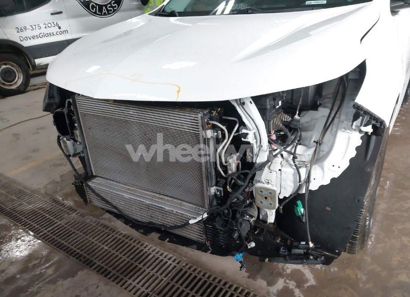 Photo 6 of 2018 Chevrolet Equinox LS (VIN 2GNAXREV9J6140234)