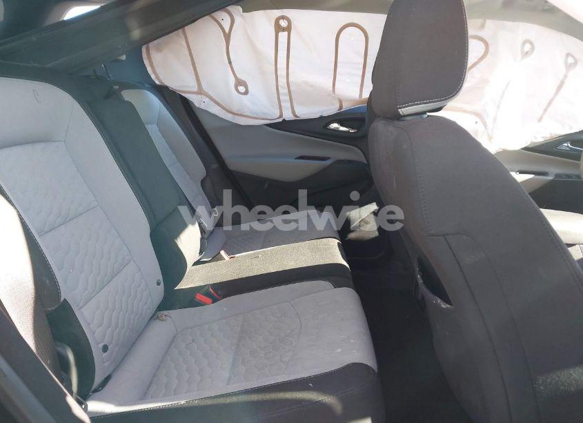 Photo 8 of 2018 Chevrolet Equinox LS (VIN 2GNAXREV9J6209262)