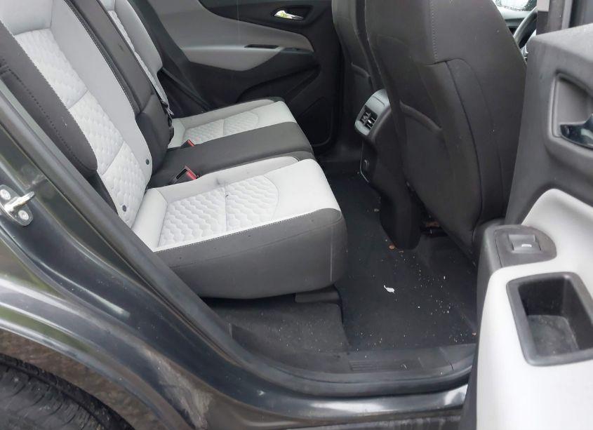 Photo 8 of 2018 Chevrolet Equinox LS (VIN 2GNAXREVXJ6231321)