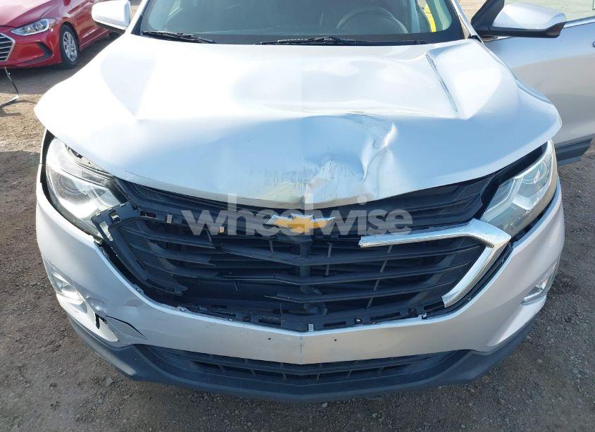 Photo 6 of 2018 Chevrolet Equinox LT (VIN 2GNAXSEV0J6202854)