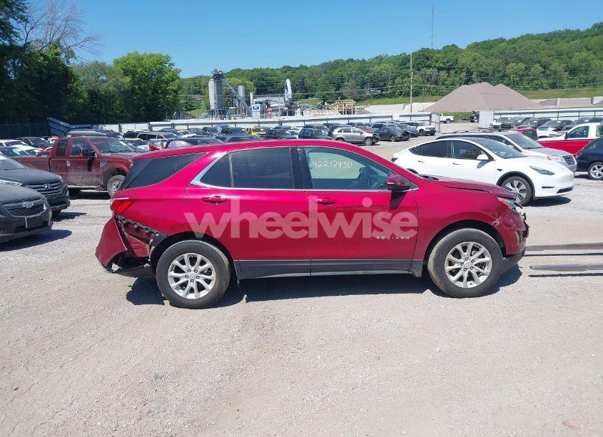 Photo 13 of 2018 Chevrolet Equinox LT (VIN 2GNAXSEV0J6203132)