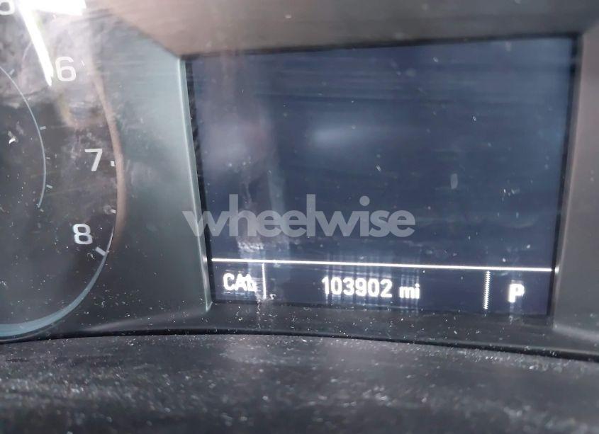 Photo 15 of 2018 Chevrolet Equinox LT (VIN 2GNAXSEV0J6203132)