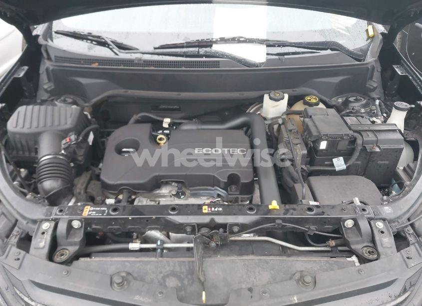 Photo 10 of 2018 Chevrolet Equinox LT (VIN 2GNAXSEV0J6216995)