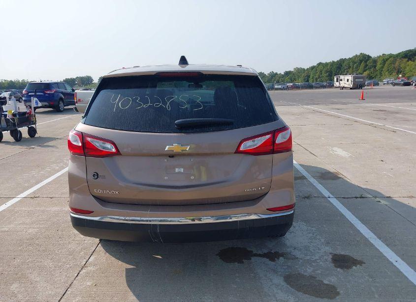 Photo 17 of 2018 Chevrolet Equinox LT (VIN 2GNAXSEV0J6247440)