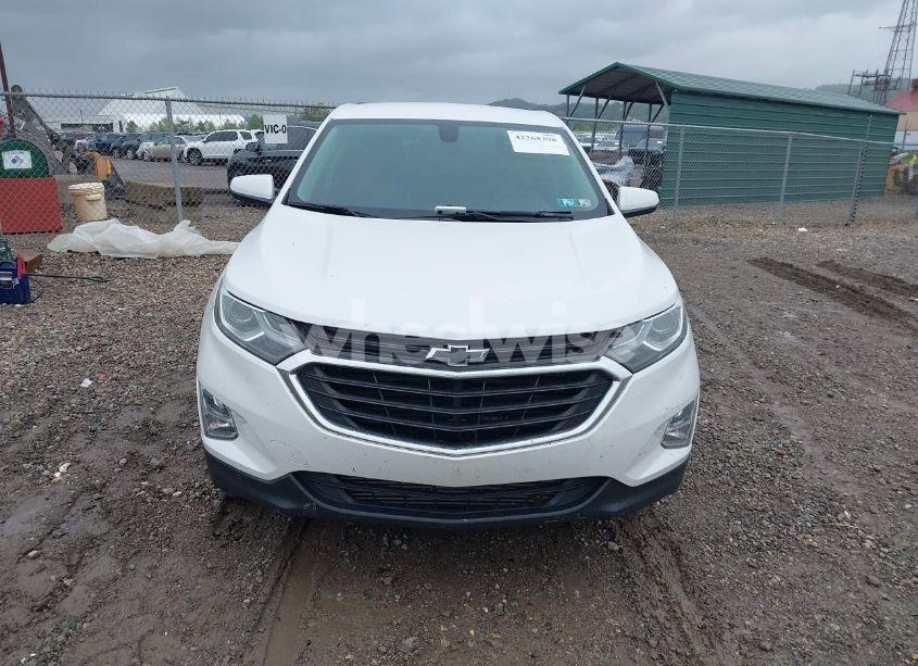 Photo 12 of 2018 Chevrolet Equinox LT (VIN 2GNAXSEV0J6264769)
