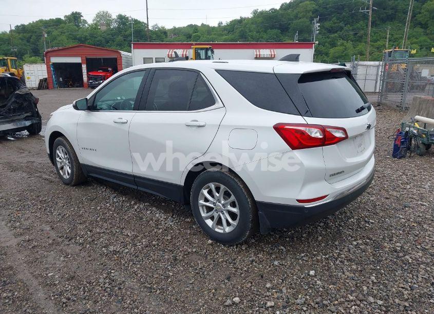 Photo 3 of 2018 Chevrolet Equinox LT (VIN 2GNAXSEV0J6264769)